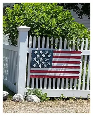 Joyce Cushman's 15-star wooden flag