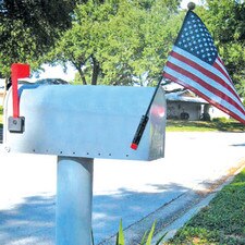 Flag Hanger for Mailbox